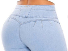 Load image into Gallery viewer, Salome Push Up Jeans - High Waisted-  Light Blue