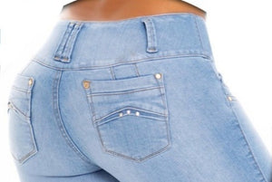 Nieve Push Up Jeans - Mid Rise - Light Blue Ripped